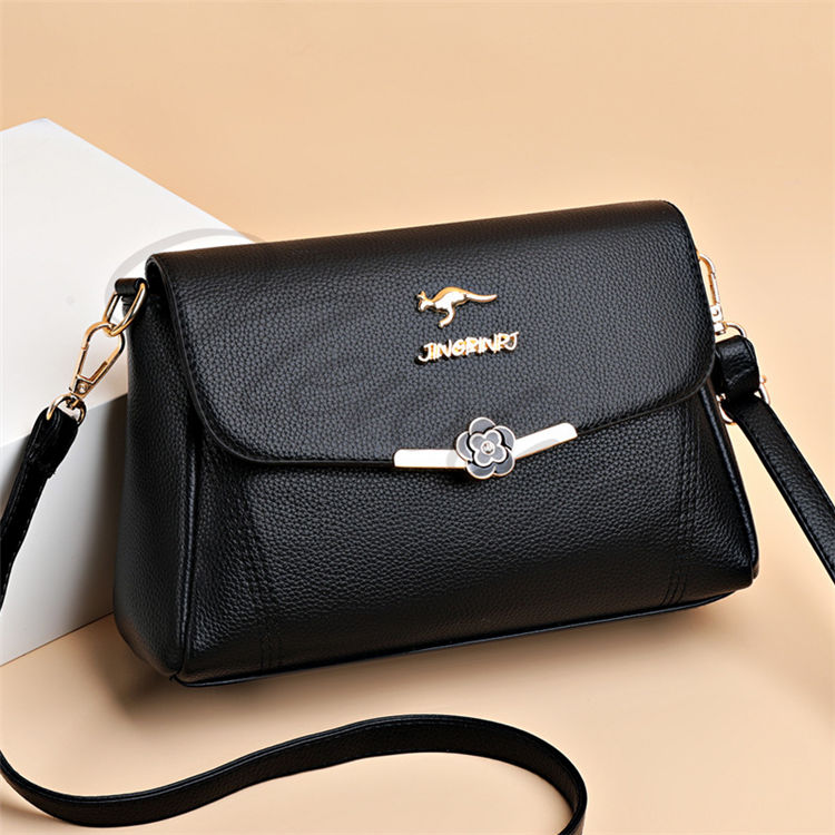 2022 Women's Bag - C/WB131